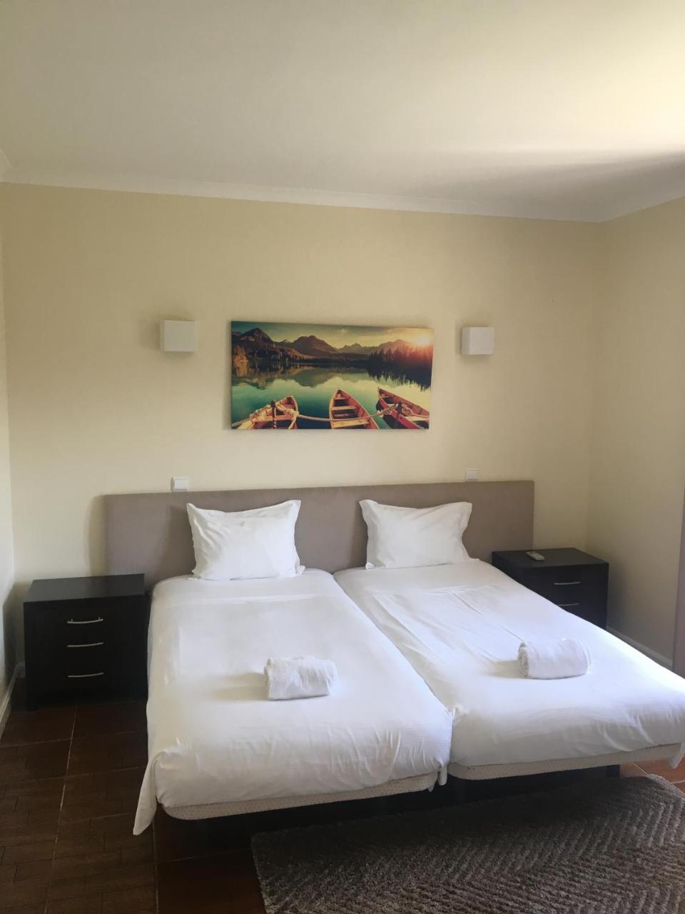 Albufeira Lounge Hostel ภายนอก รูปภาพ